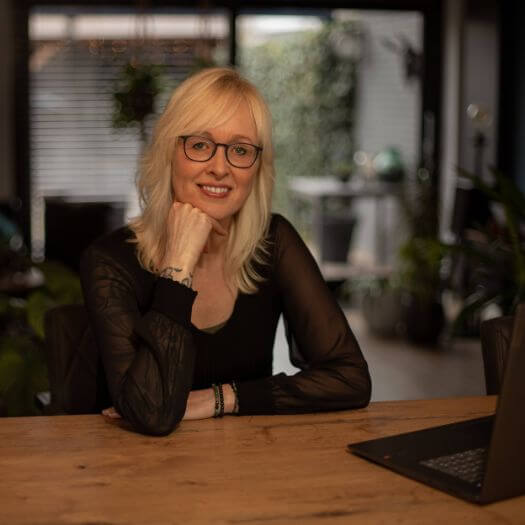 Andrea Hulstein coaching